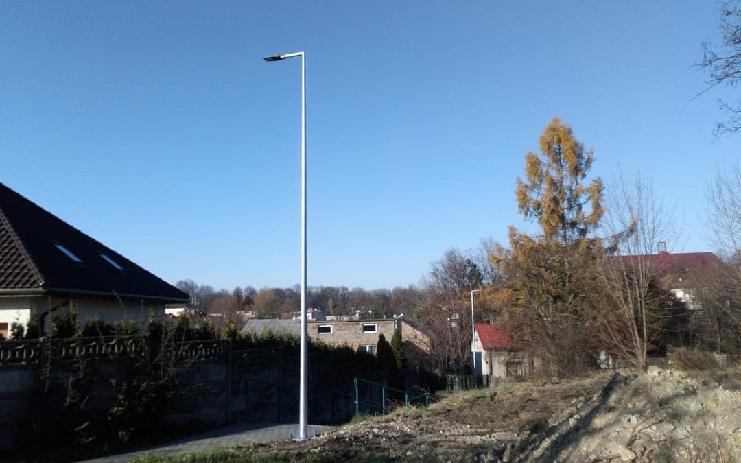 Już niedługo zabłysną lampy przy chodniku w Centrum