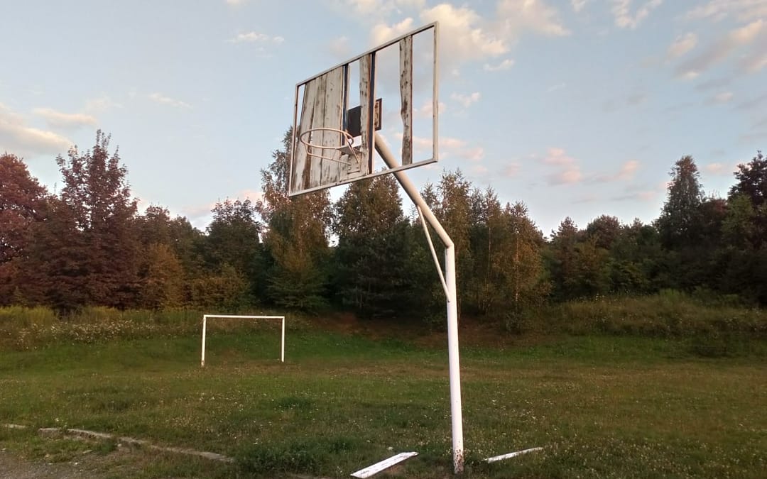 Teren rekreacyjny przy ul. Luzara do przeglądu
