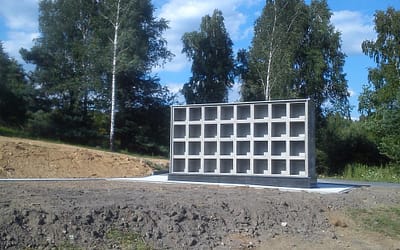 Nisza urnowa na cmentarzu komunalnym przy ul. Luzara w Trzebini