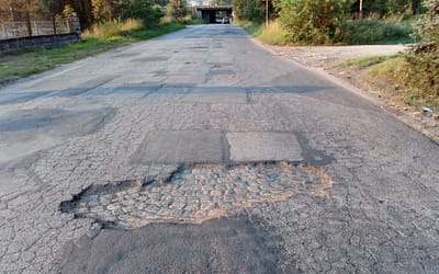 Od tygodnia wnioskuję o naprawę Dworcowej