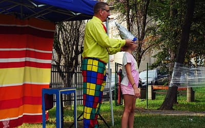 Iluzjonista zaciekawił najmłodszych i dorosłych