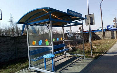 Kosze z przystanków tak nagle zniknęły