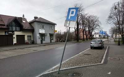 Zawirował świat tysiącem… znaków drogowych