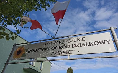 Potrzeba udrożnienia rowów odwadniających przy torze