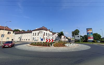 Rondo Sokoła nabrało kolorów dzięki nowym roślinom